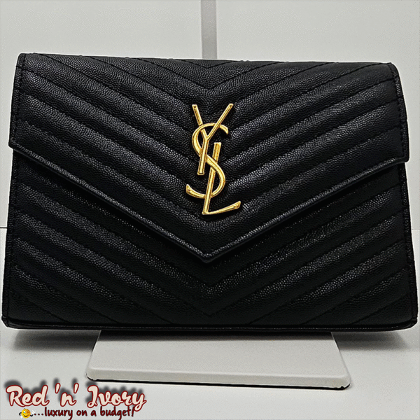 Black Quilted Chain Shoulder Bag (AAQ)