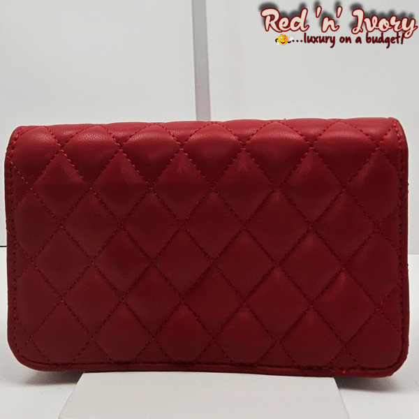 Red Quilted Wallet on Chain (AAS)
