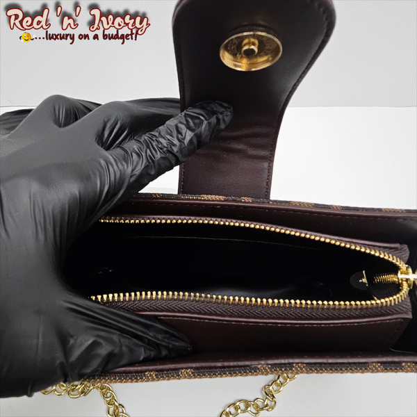 Chain Shoulder Bag (AAT)