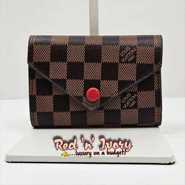 Checkered Elegance Wallet (BAA)