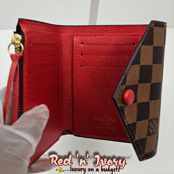 Checkered Elegance Wallet (BAA)