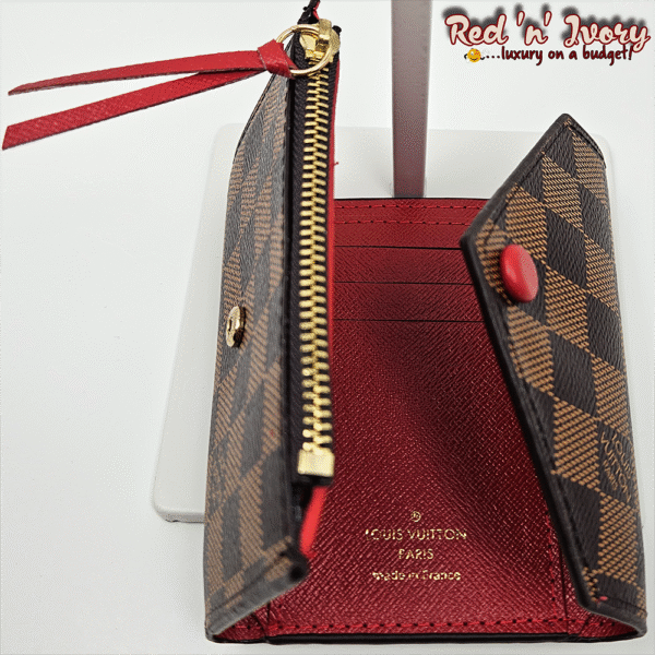 Checkered Elegance Wallet (BAA)