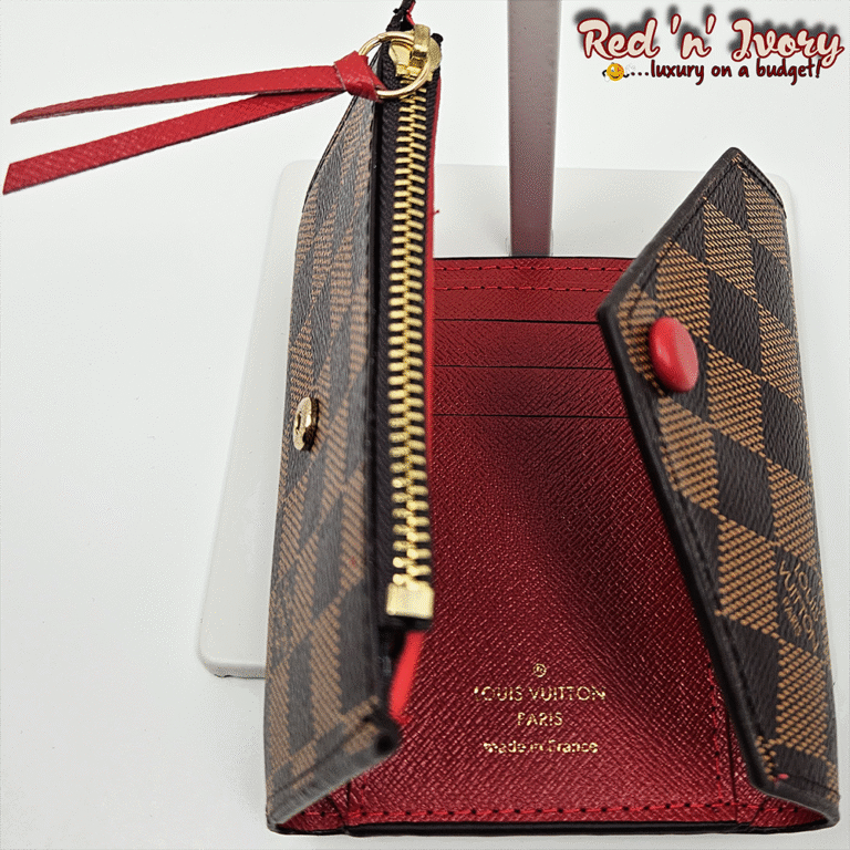 Checkered Elegance Wallet (BAA)