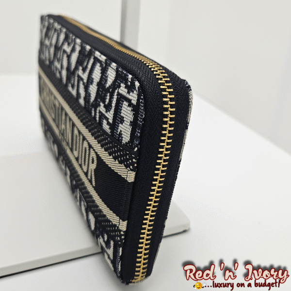 BAK2 Canvas Zip Wallet – Navy Oblique (BAK)