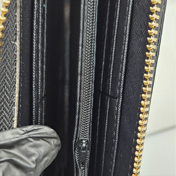 Black & Gold Diamond Quilted Zip Wallet (CAC)