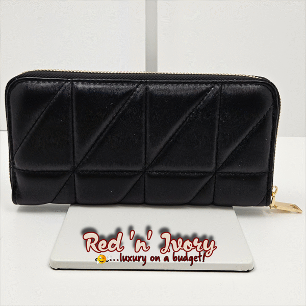 Black & Gold Diamond Quilted Zip Wallet (CAC)
