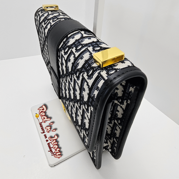 CAK3 Oblique Shoulder Bag (CAK)