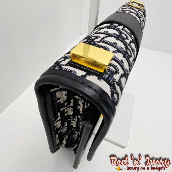 CAK4 Oblique Shoulder Bag (CAK)