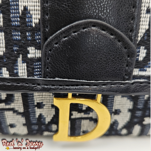 Oblique Tri-Fold Wallet (CAQ)