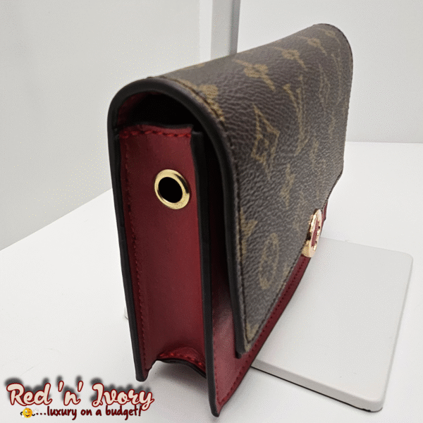 Red Accent Flap Wallet (DAA)