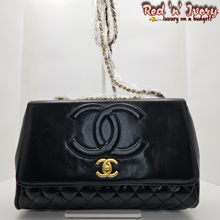EAC5 Elegant Black Quilted Shoulder Bag (EAC)