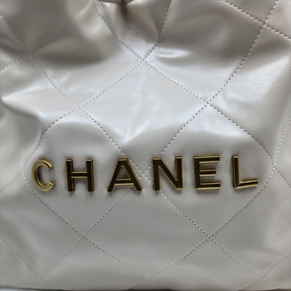 Elegant White Quilted Shoulder Bag (FAY)