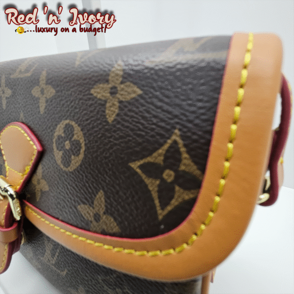 Elegant Flap Buckle Mini Bag (EAG)
